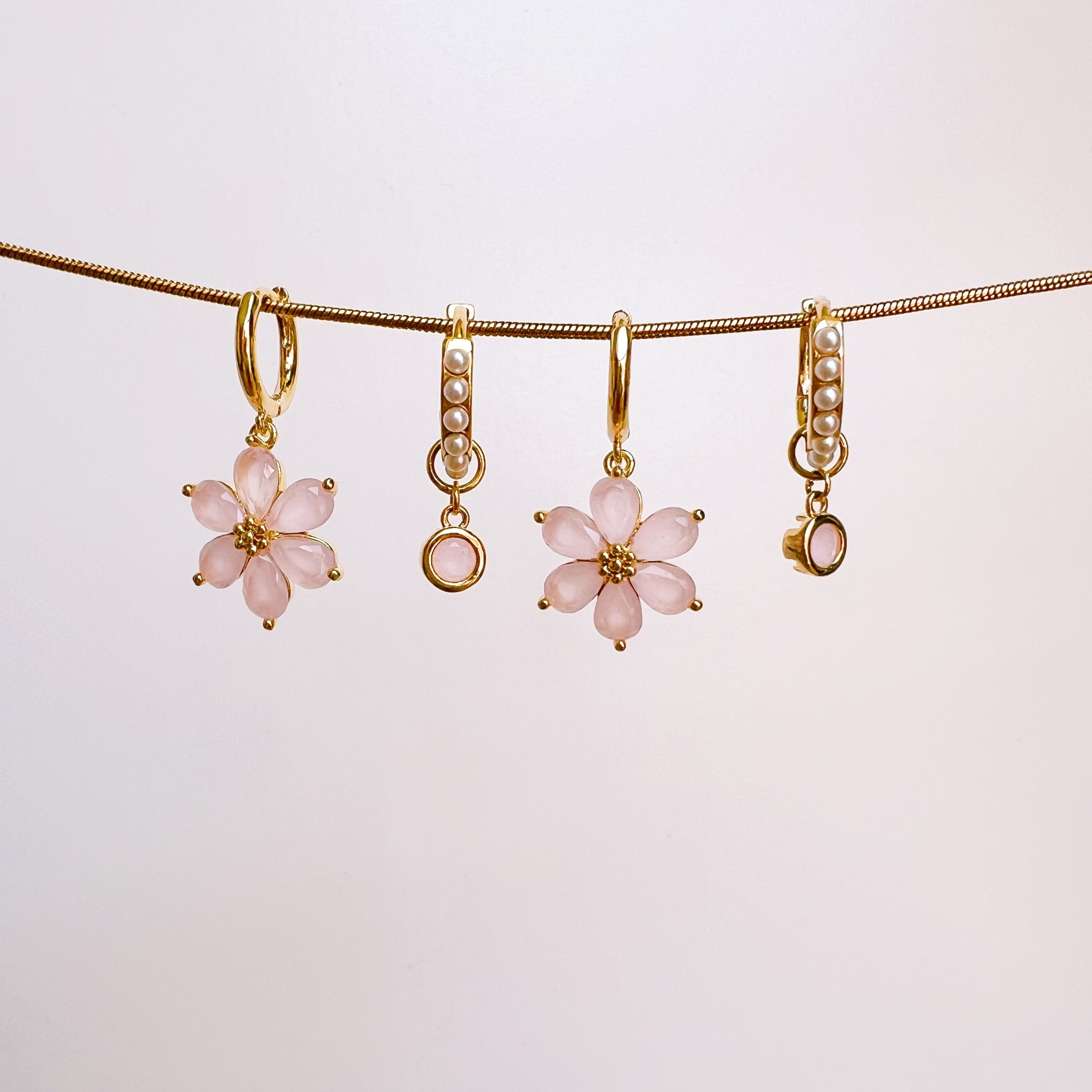 Earrings shining flower pink