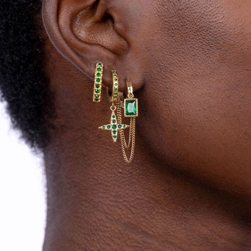 Earrings classic star green